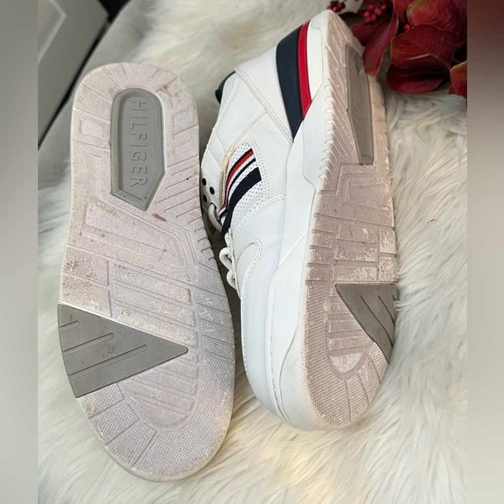 Men’s Tommy Hilfiger White Sneakers w/Red & Blue Striped Detail Sz 11.5 - Picture 7 of 10